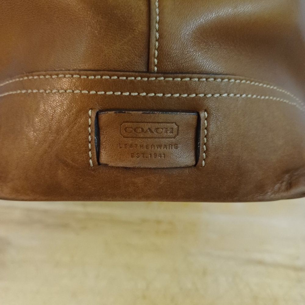 Vintage Leather Coach Bucket Bag Custom - Picture 9 of 16